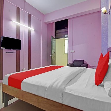Hotel O Glorious Stayz Noida Exterior photo