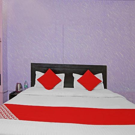 Hotel O Glorious Stayz Noida Exterior photo