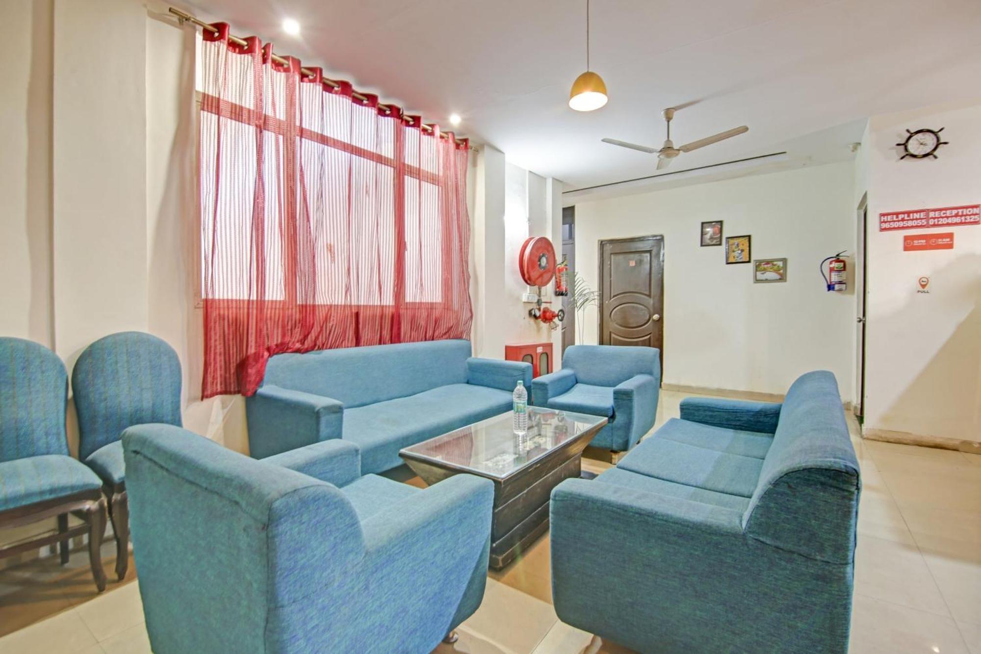 Hotel O Glorious Stayz Noida Exterior photo